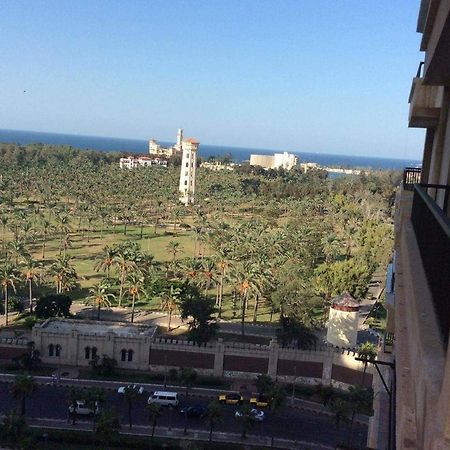 Sea & Garden View At Al-Muntazh Towers - إطلاله علي البحر و حدائق قصر المنتزه Daire İskenderiye Dış mekan fotoğraf